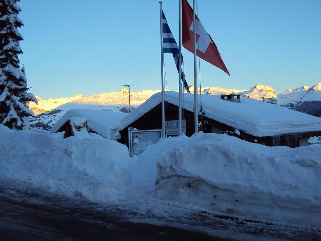 Hotel Surselva Surcuolm エクステリア 写真